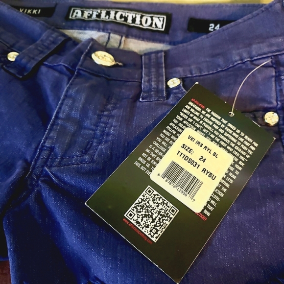 Affliction Studded Denim Cut-off Short Shorts- 24 - Picture 13 of 15